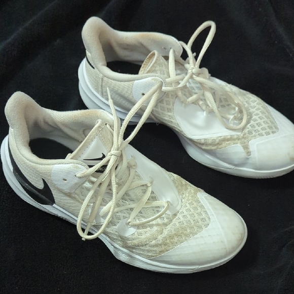 Nike Shoes - Nike White Athletic Shoes